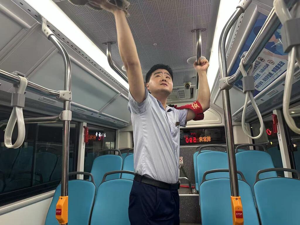 еˬ